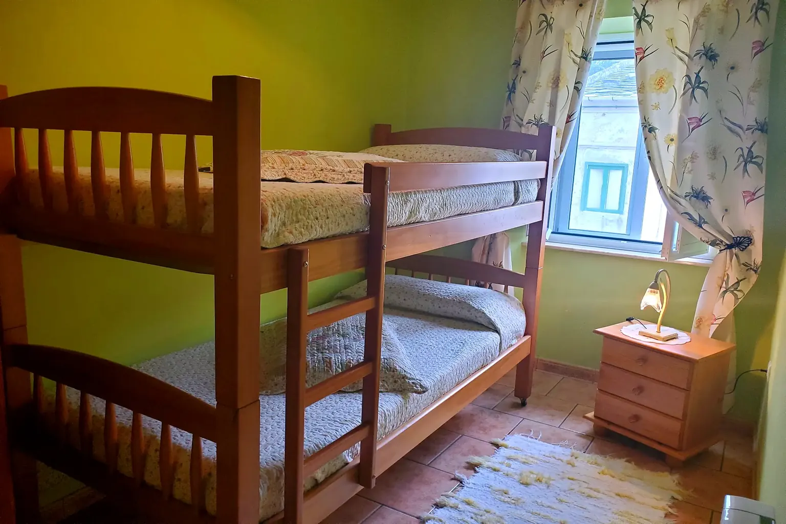 dormitorio-juvenil-apartamentos-turisticos-rosa-lugo