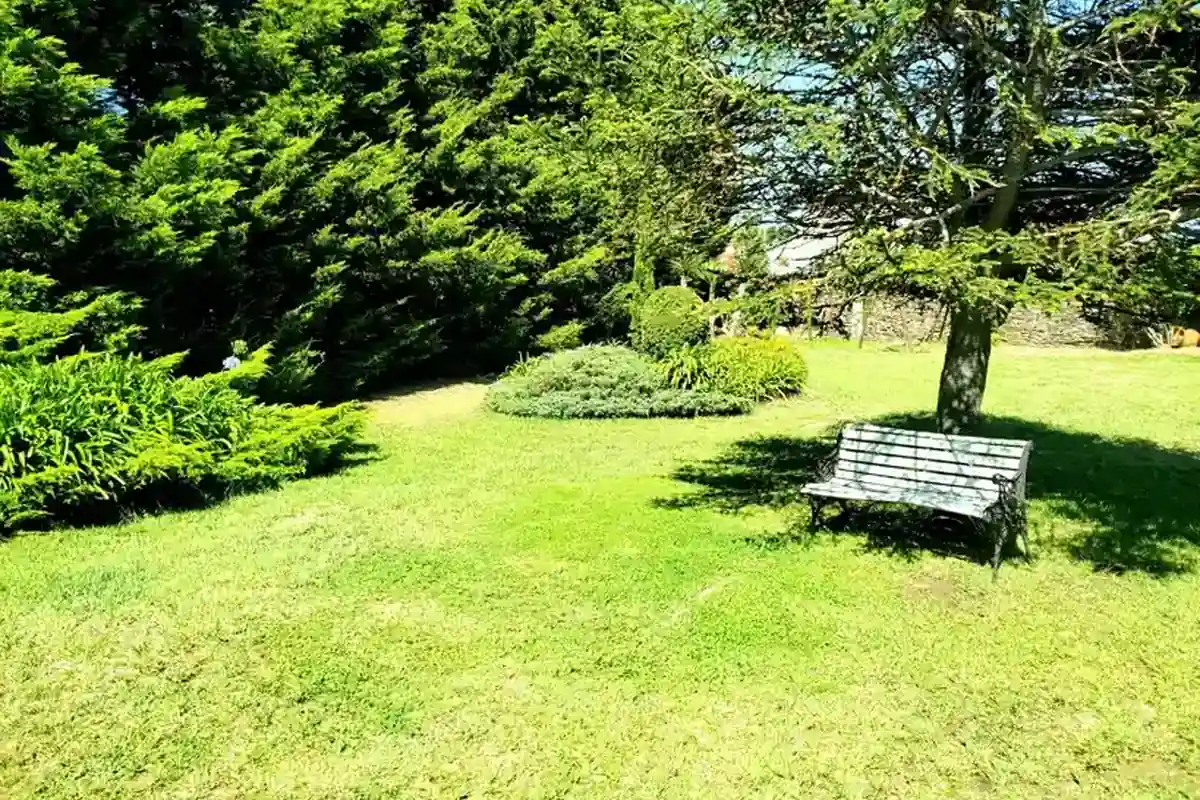 apartamento-familiar-ribadeo-playa-catedrales-parking